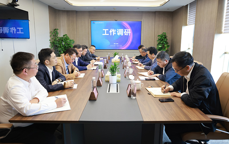 杭鋼集團(tuán)黨委副書記、總經(jīng)理吳東明來冶金物資調(diào)研指導(dǎo)工作